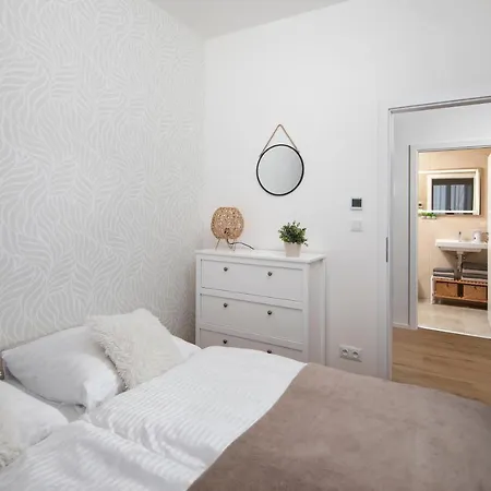 Holia, Kubínska Hoľa * Dolny Kubin