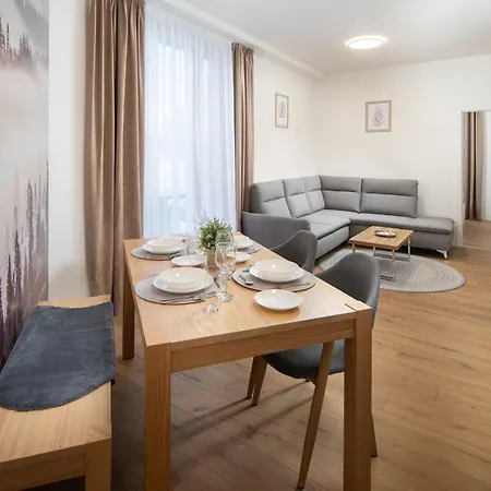 Holia, Kubinska Hola *