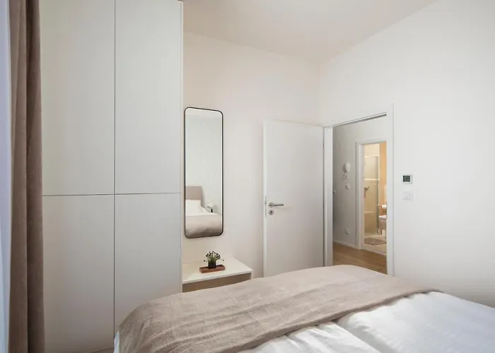 Holia, Kubinska Hola 돌니 쿠빈