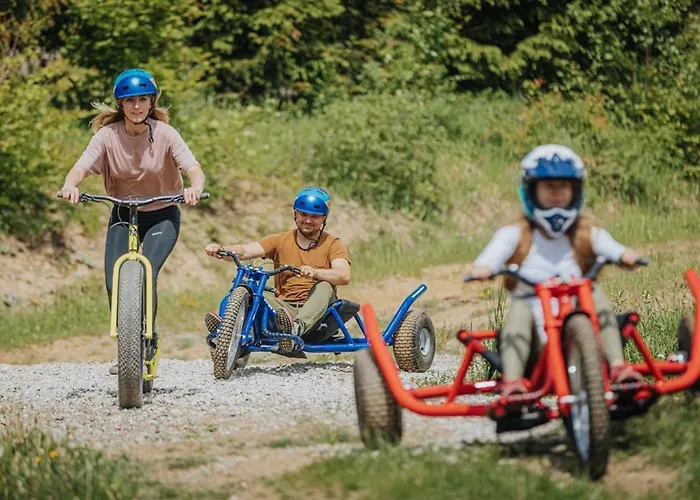 Holia, Kubinska Hola * 돌니 쿠빈